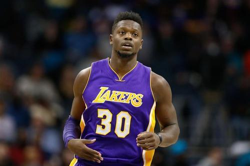  曼城旧将弑旧主，斯特林助攻戴帽击溃老东家  