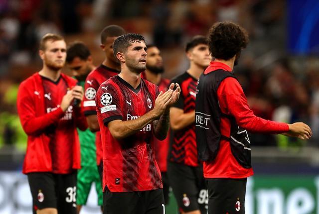  AC米兰德比战憾平尤文图斯延续胶着态势