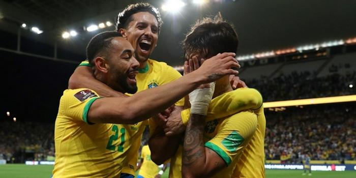  帕奎塔远射世界波破门，西汉姆中场核心用重炮轰开对手城池